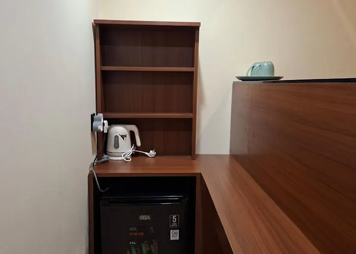 普里曼德若罗维纳酒店